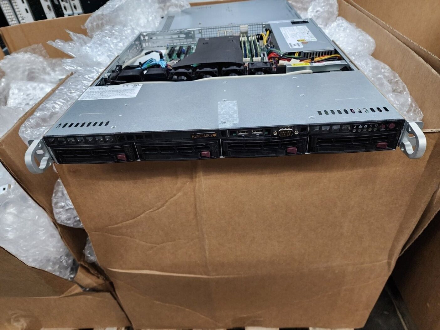 supermicro 813m-3 server front view