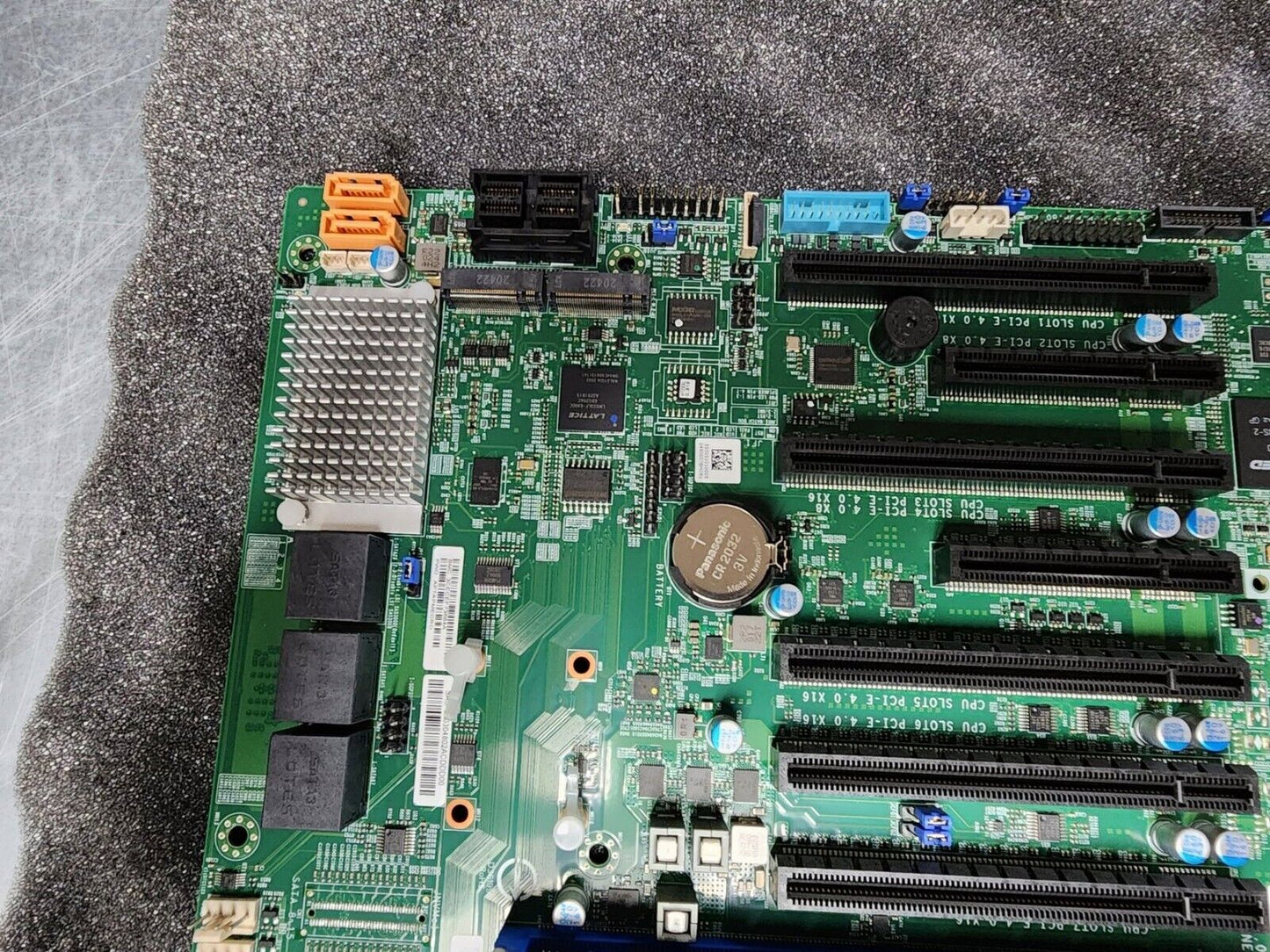 Supermicro H12SSL-C SAS3 JBOD + AMD EPYC 7742 64 Core & 256G RAM +HSink +10G NIC