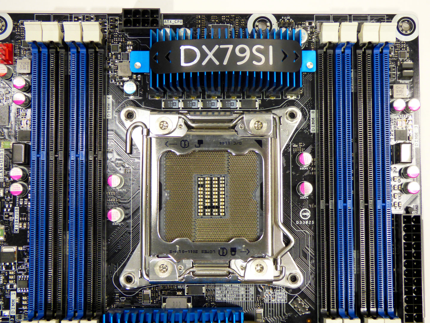 Intel DX79SI Desktop Motherboard | LGA 2011 | Up to 64GB DDR3 | SATAIII