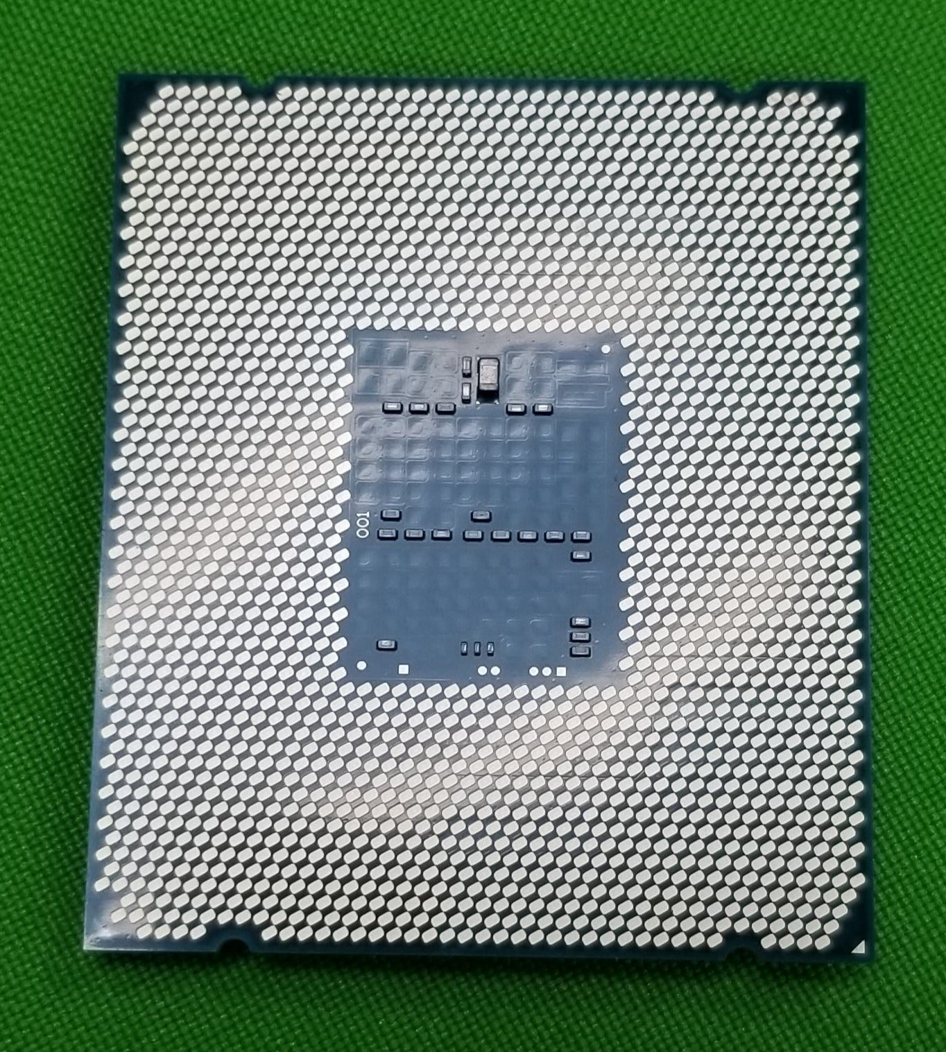 intel xeon e7-4850 v3 rear