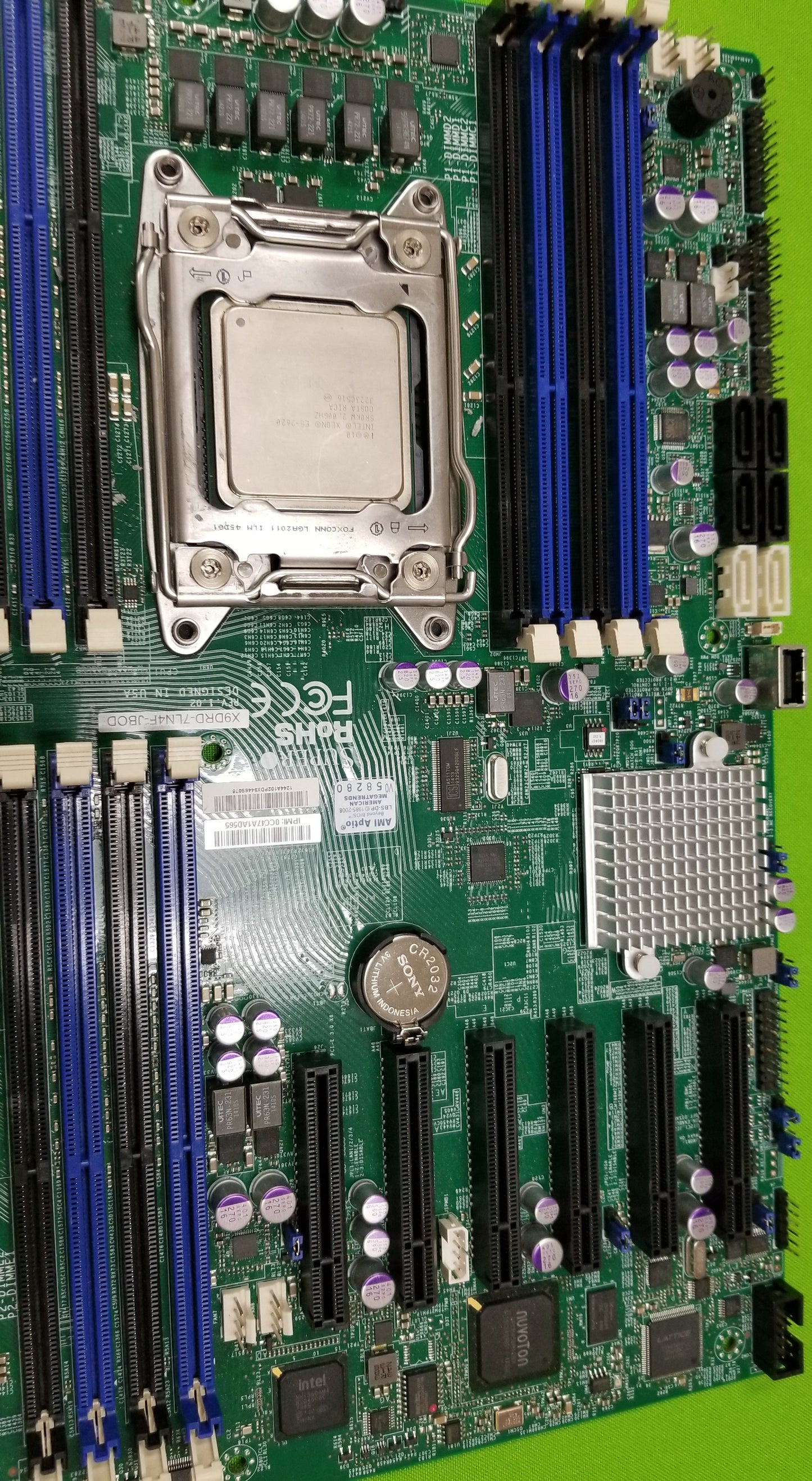 supermicro x9drd-7ln4f-jbod cpu 2 and dimm slots